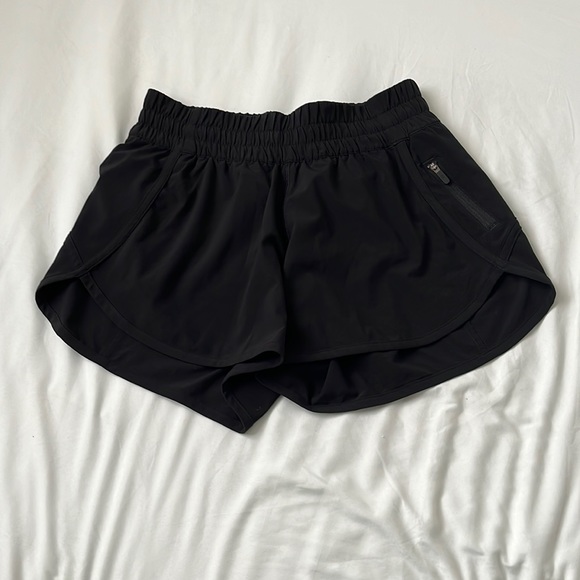 Lululemon Tracker Low-Rise Lined Short 4" - Picture 1 of 4